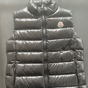 Moncler vest
